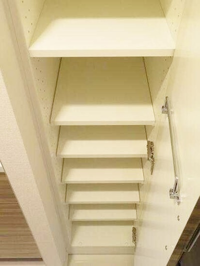 玄関　【設備充実の人気分譲マンション♪】