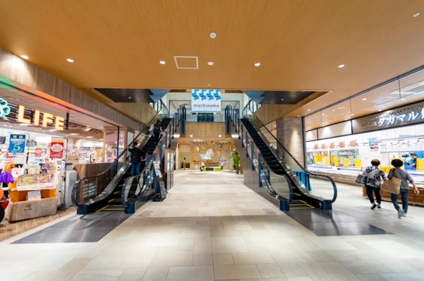 スーパー　Food Warehouse(フード ウェアハウス) マチノ（スーパー）まで1243m