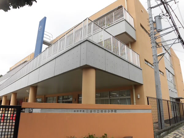 小学校　東台小学校（小学校）まで299m