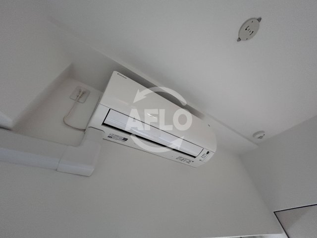 その他設備　アドバンス江坂ラシュレ　エアコン