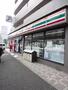 コンビニ　セブンイレブン（コンビニ）まで310m