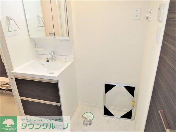 洗面設備　お部屋探しは株式会社　タウンハウジング　までお気軽にお問合…