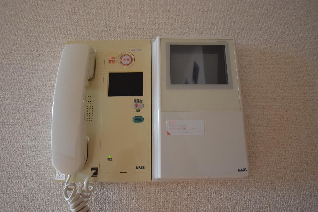 セキュリティ　カメラ付インターホン