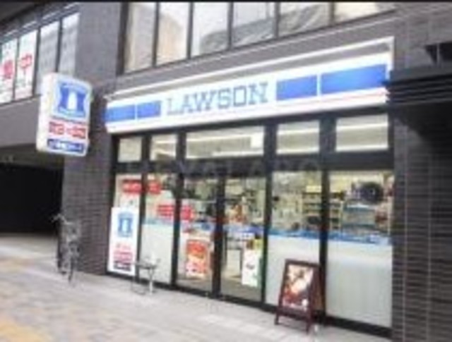 コンビニ　ローソン東新宿明治通店（コンビニ）まで393m