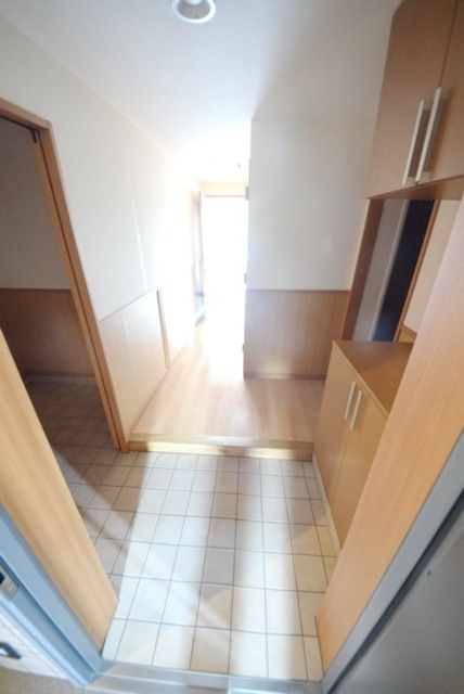 玄関　★広々とした玄関です★