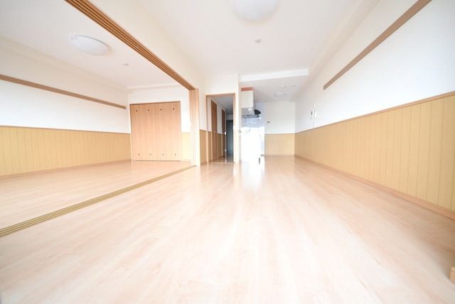 居室・リビング　★日当たりの良いリビングです★