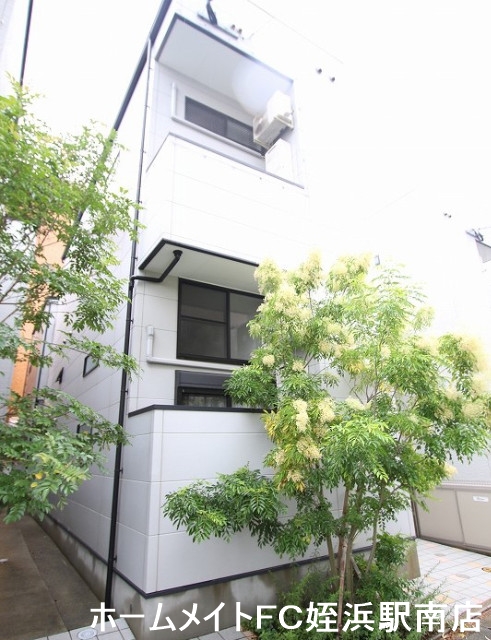 建物外観　★人気のメゾネットタイプ♪★