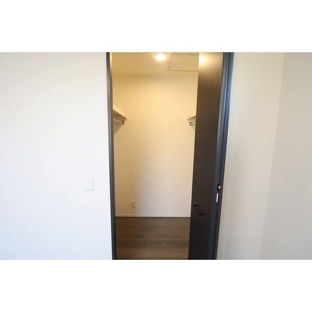 収納　ウォークインクローゼット