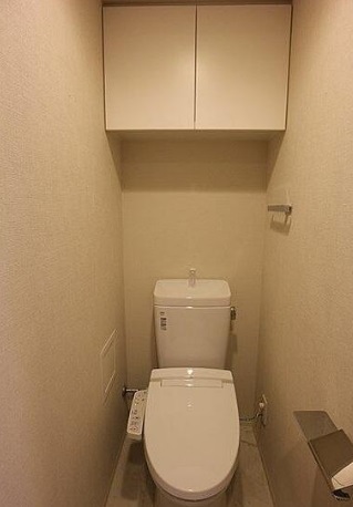 トイレ　2016年竣工　コンシェリア品川ザレジデンス：トイレ