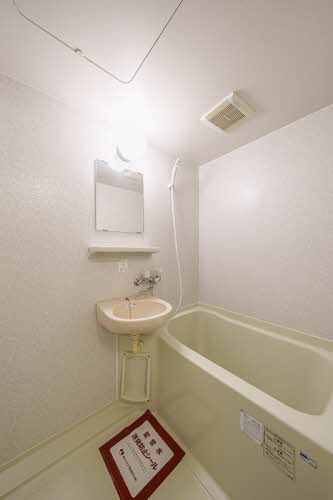 バス・シャワールーム　バスルーム