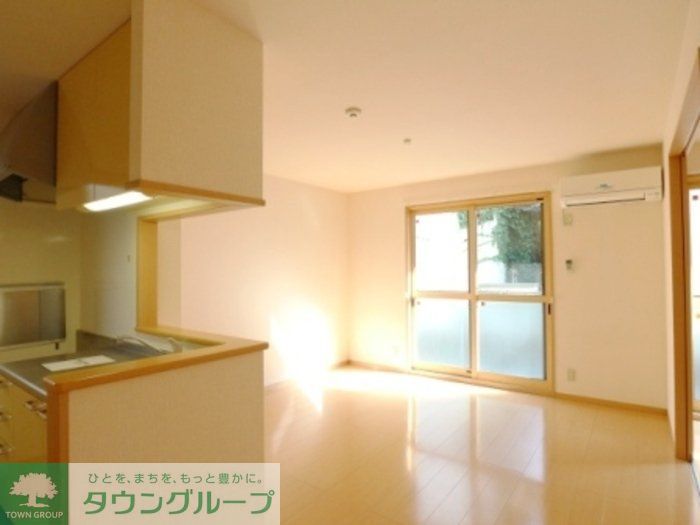 居室・リビング　※別号室参考写真です