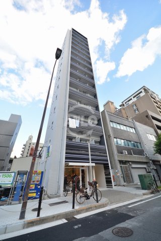 エントランス　BONNY　存在感のある外観