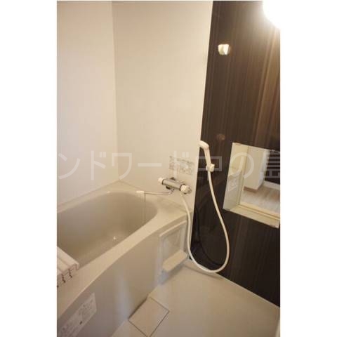 バス・シャワールーム　詳細は、ウィンドワード中の島店までご相談下さい。