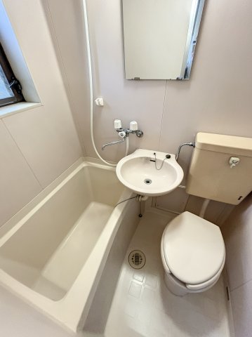 バス・シャワールーム　※ほかのお部屋の写真です。