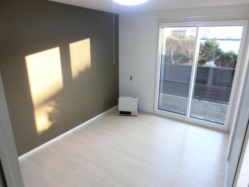 居室・リビング　同タイプの写真です。