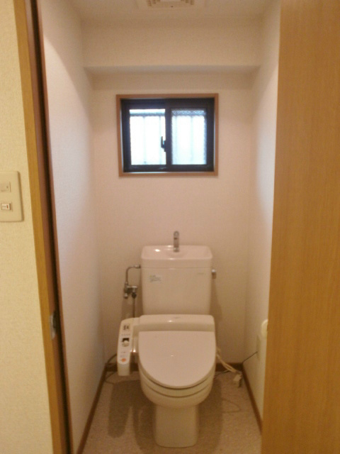 トイレ　トイレ