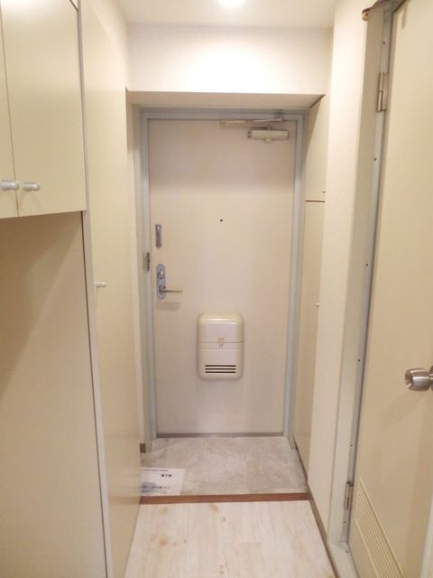 玄関　玄関ホール