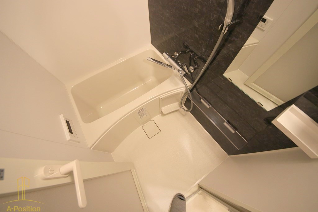 バス・シャワールーム　ルネフラッツ谷町四丁目