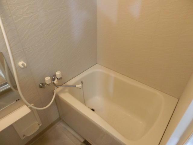 バス・シャワールーム　同棟別部屋写真