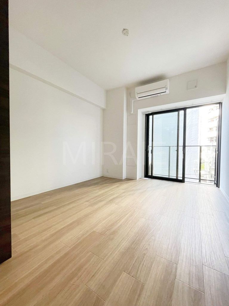 居室・リビング　※別部屋の参考写真です