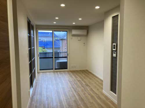 居室・リビング　リビングは１２．８帖です◆