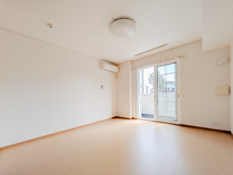 居室・リビング　図面と現状に相違がある場合には現状を優先