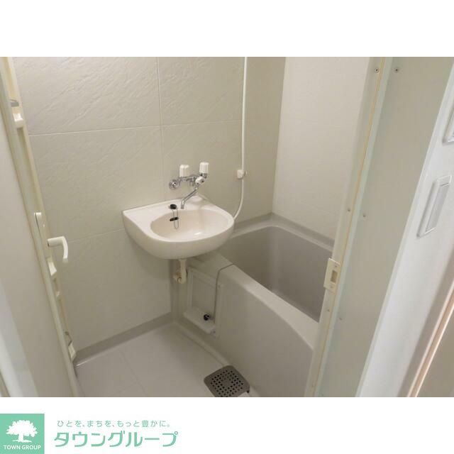 バス・シャワールーム　お部屋探しは株式会社　タウンハウジング　までお気軽にお問合…