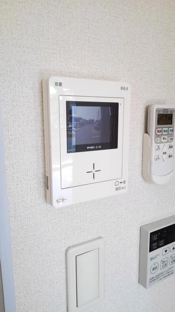 バルコニー　モニター付きインターホン