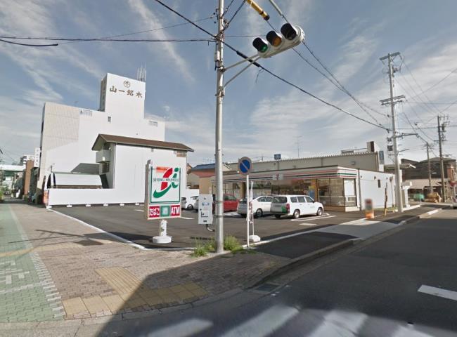 コンビニ　セブン－イレブン名古屋山王３丁目店（コンビニ）まで726m