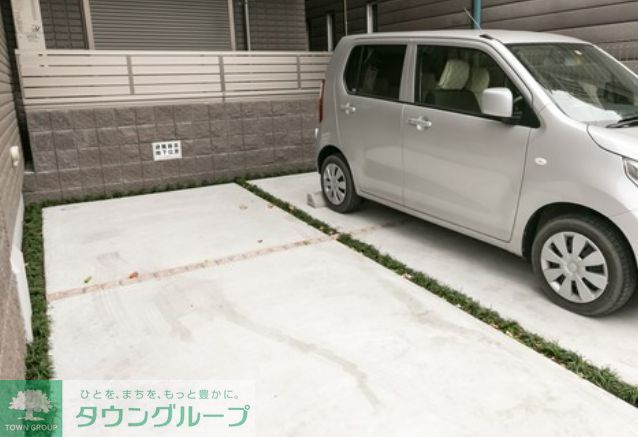 駐車場　駐車場