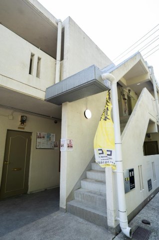 エントランス　共用階段