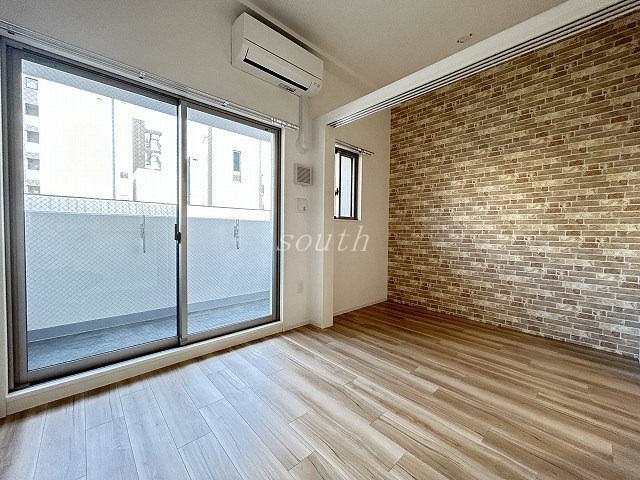 居室・リビング　部屋・階数により室内カラーが異なる場合がございます
