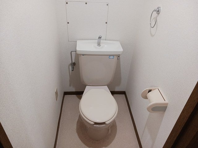 トイレ　ゆったりとした空間のトイレです
