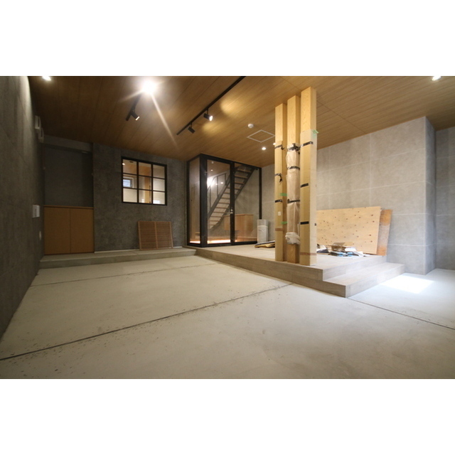 その他　車庫スペース