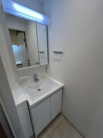 洗面設備　忙しい朝には欠かせない洗面所です