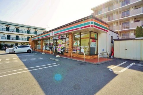 コンビニ　セブンイレブン 小平小川駅東口店（コンビニ）まで221m