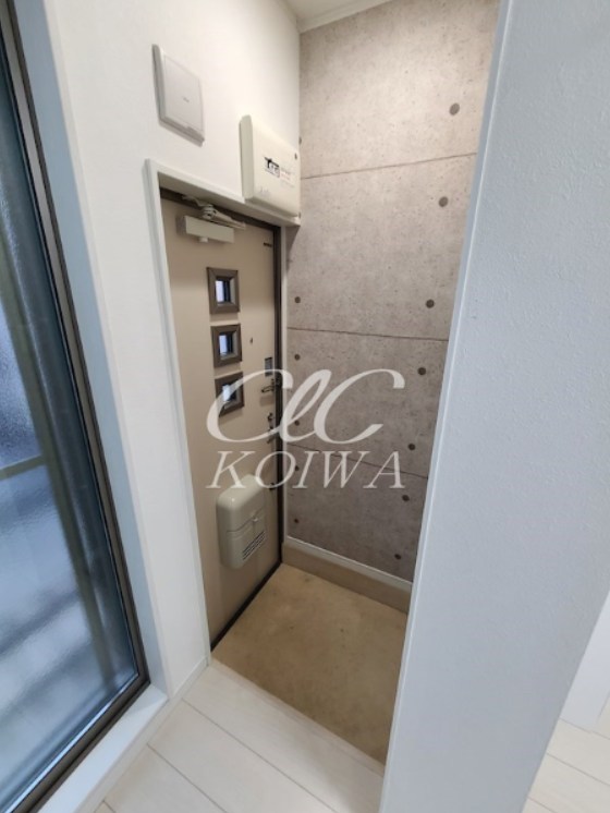 玄関　以下別号室参考写真