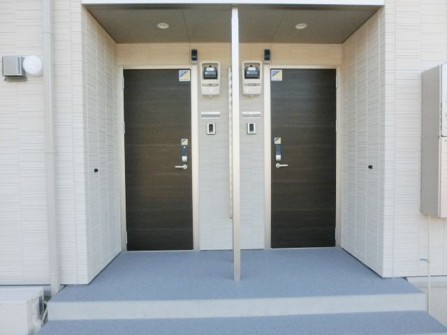 エントランス　建物入り口部分です