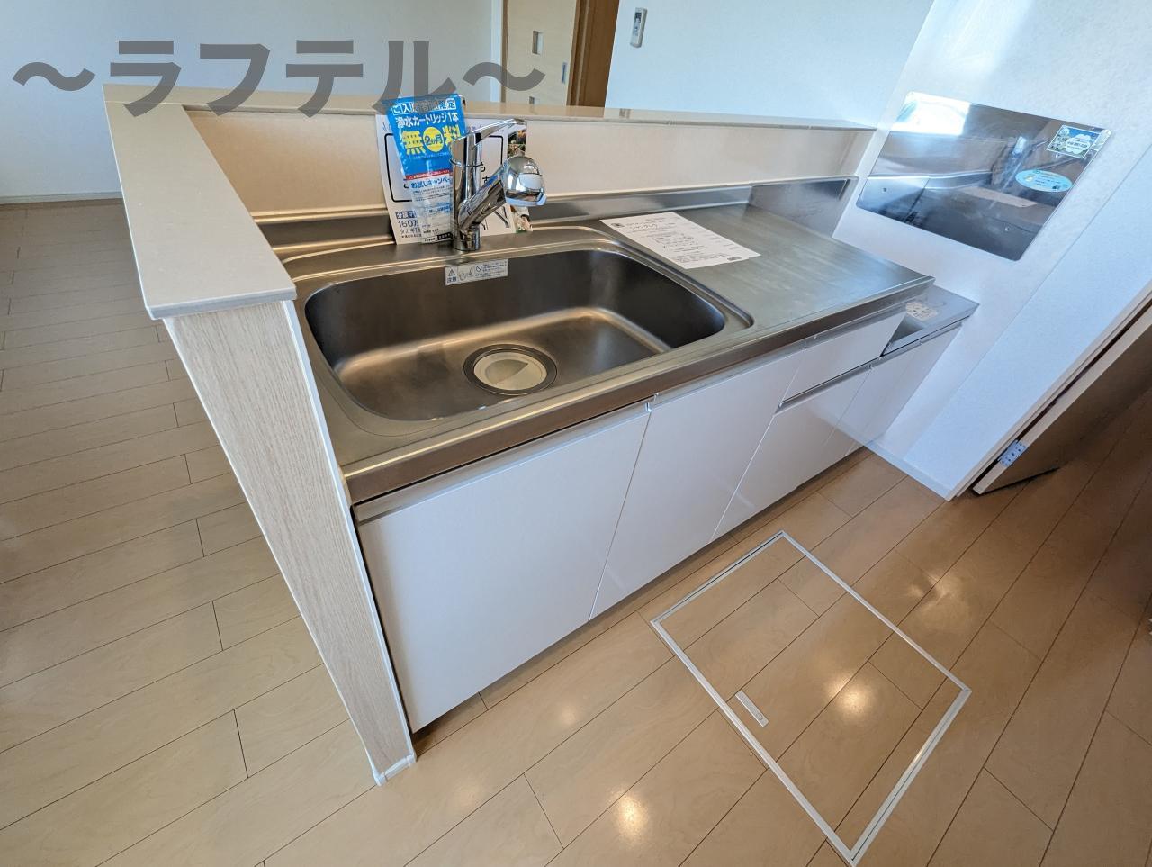 キッチン　別部屋イメージ写真