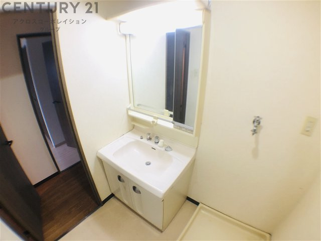 洗面設備　便利なシャンプードレッサー付♪