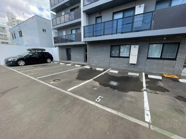 駐車場　駐車場その他