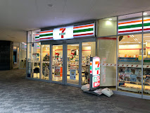 コンビニ　セブンイレブン ベイシティ晴海店（コンビニ）まで667m