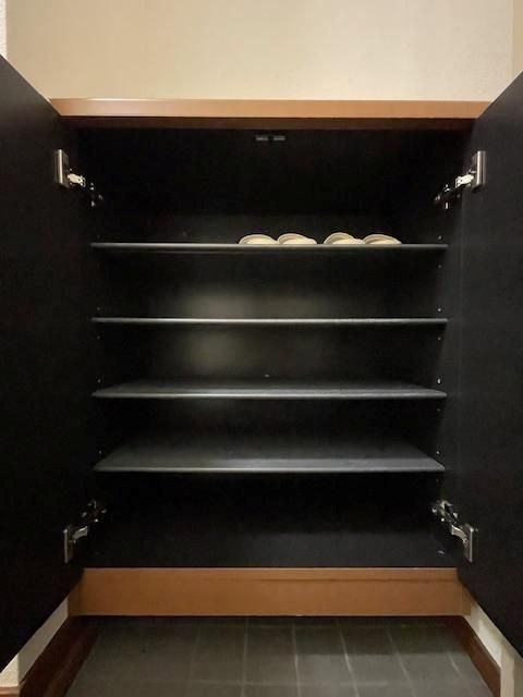 収納　退去予定のため別部屋写真使用