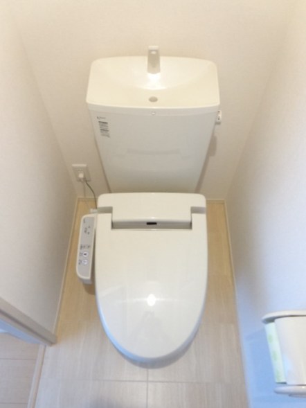 トイレ　103号室の写真
