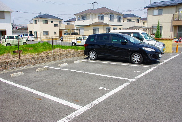 駐車場　駐車場完備です
