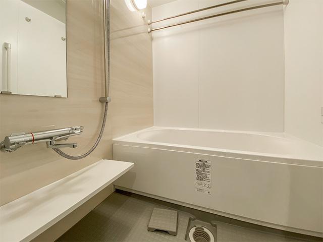 バス・シャワールーム　※写真は同タイプ住戸です。