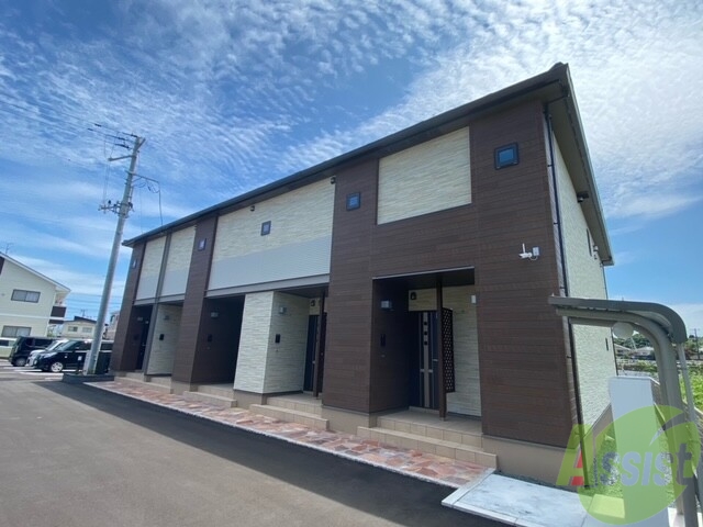 建物外観　名取市小山「ファミール」