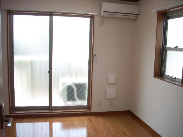 居室・リビング　※別部屋写真
