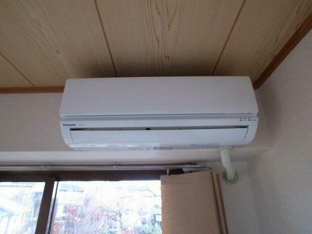 その他　エアコン付き