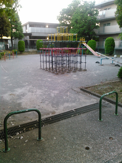 公園　木崎台第一公園（公園）まで428m